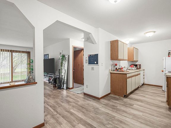 3rd image of 1049 & 1057 McKenna Blvd