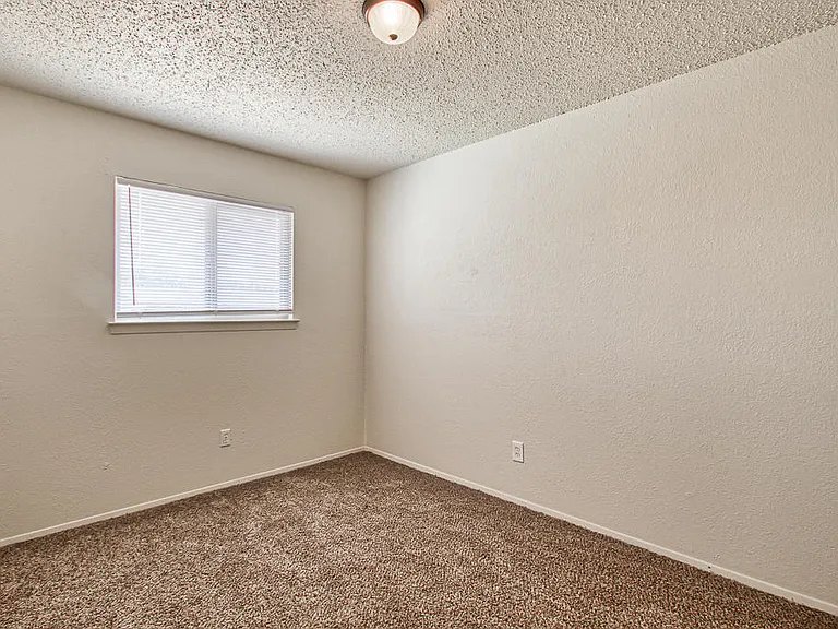 10720 McAllen Pl — Photo 24