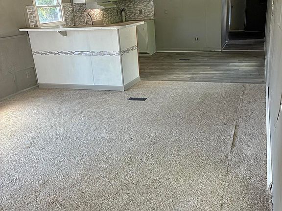 3rd image of 45 Pine Dr