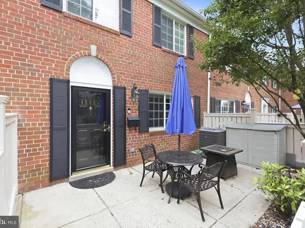 1545 N Van, Alexandria, VA 22304