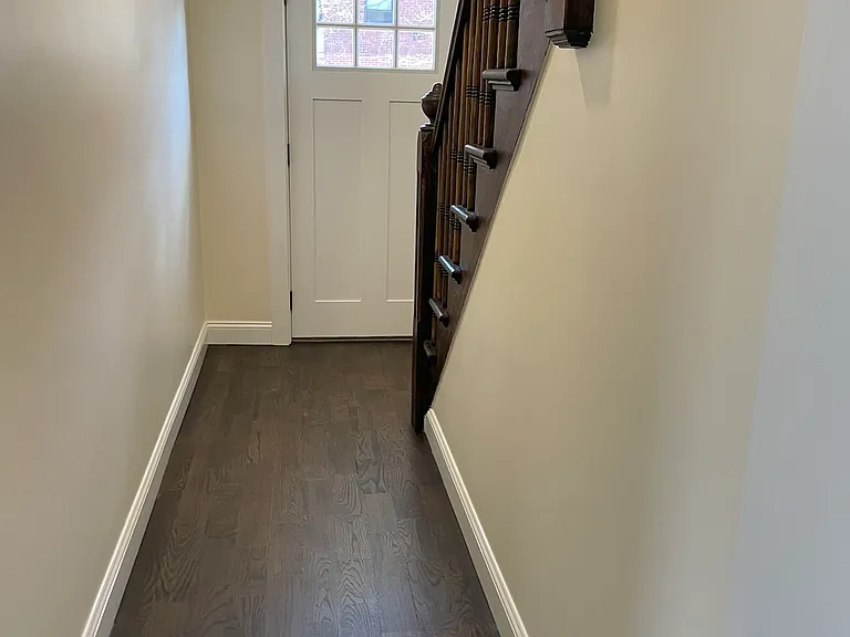 558 Winchester Ave — Photo 15