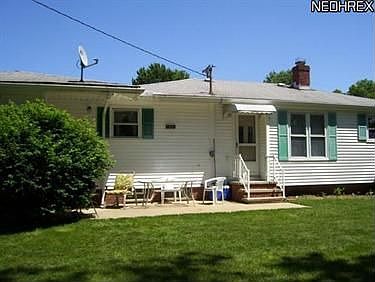 5th image of 3780 W 214th St