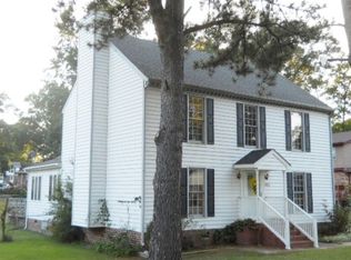 103 Greenbriar Rd, Roanoke Rapids, NC 27870