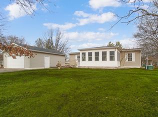 11303 N 550 E, Demotte, IN 46310