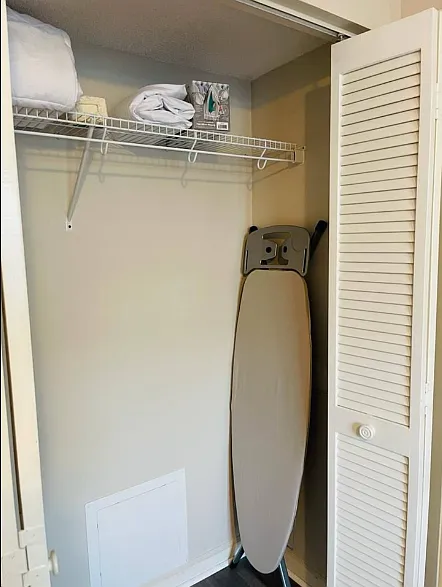 1 bed, 700 sqft, $1,600 — Photo 3