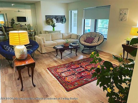 4th image of 519 Shady Pine Way APT A2