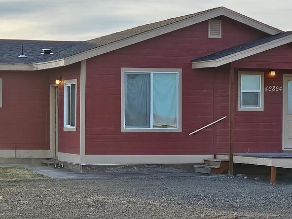 3rd image of 46864 Tucker Rd