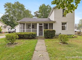 220 W Clinton St, Hastings, MI