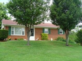 1913 Logansport Rd, Morgantown, KY 42261