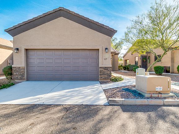 3rd image of 846 N Pueblo Dr APT 117