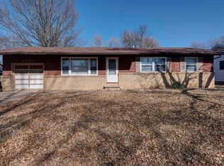 1503 W Broadmoor St, Springfield, MO 65807