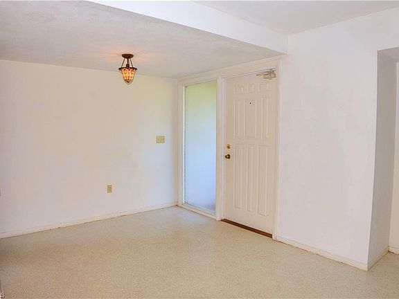 5th image of 6335 Saint Andrews Cir S