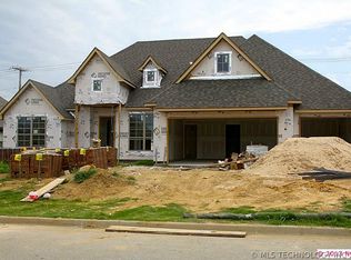 9505 N 96th East Pl, Owasso, OK 74055
