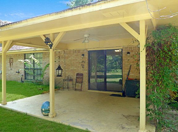 2nd image of 204 Trail Hollow Ln