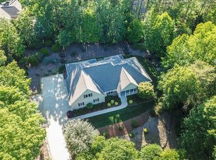 115 S Oak Pointe Dr, Seneca, SC 29672