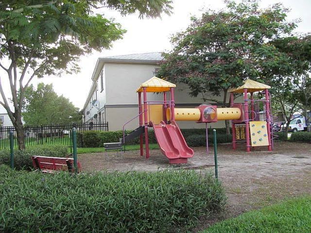 1964 Flamingo Pl — Photo 29
