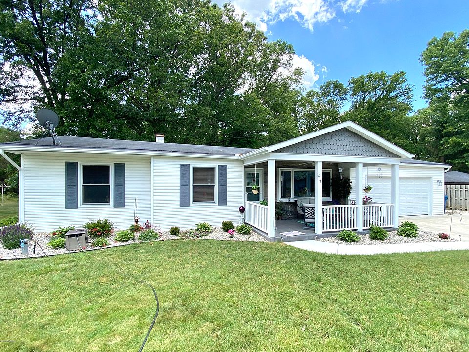 1st image of 632 Streamside Dr