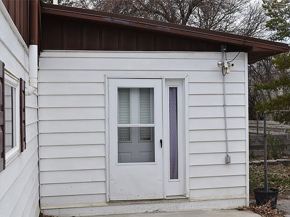4th image of 101 Sheridan St