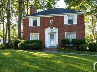 1604 Wrenford Rd, South Euclid, OH 44121