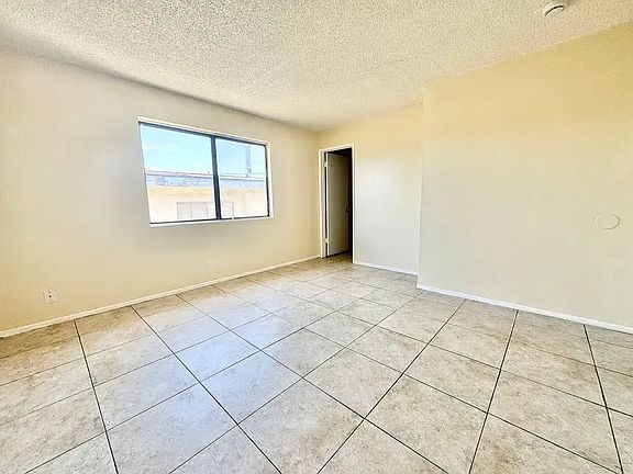 5th image of 4081 Rosecrans Ave #13