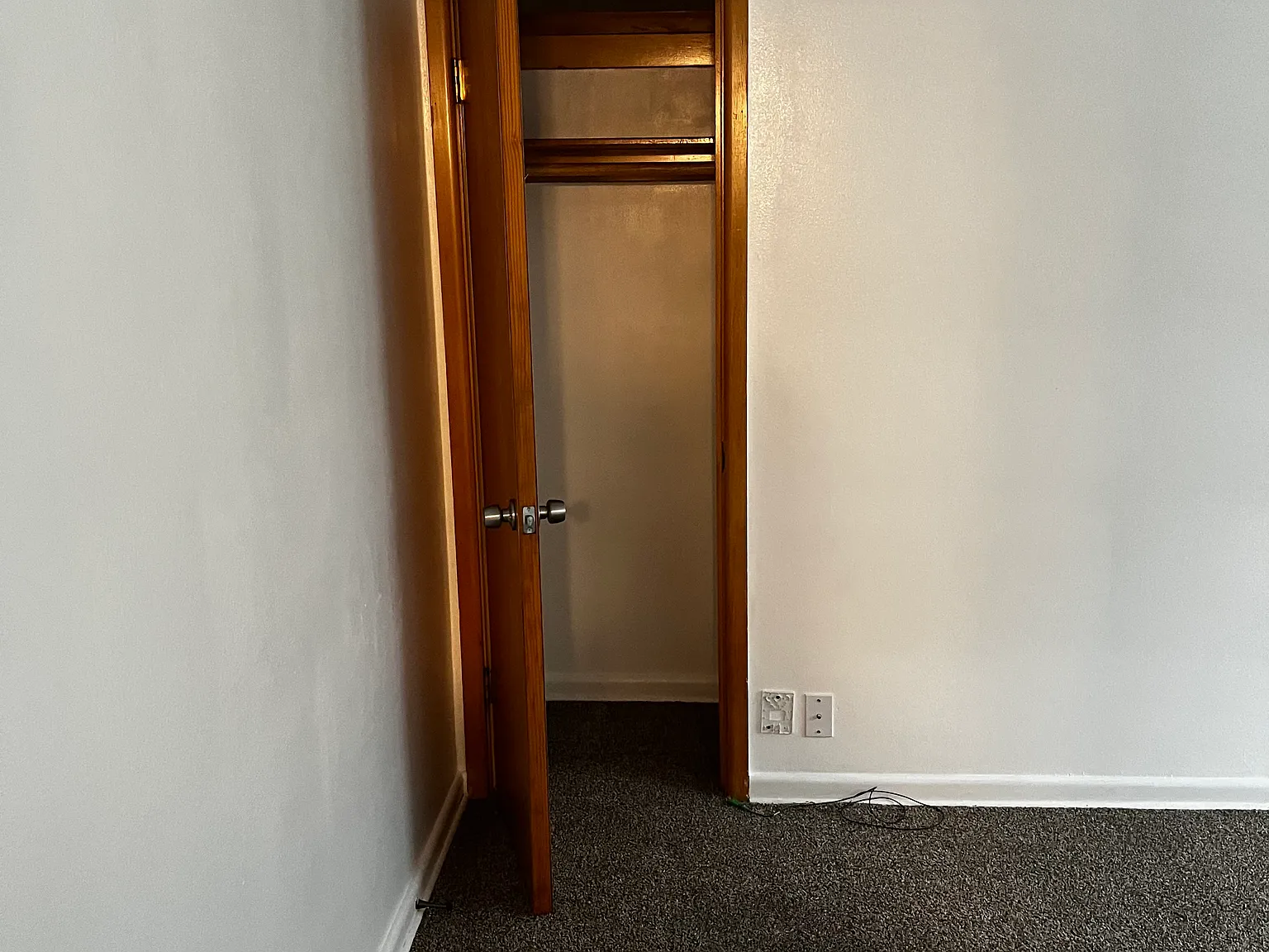 3 bed, 1100 sqft, $1,300 — Photo 4