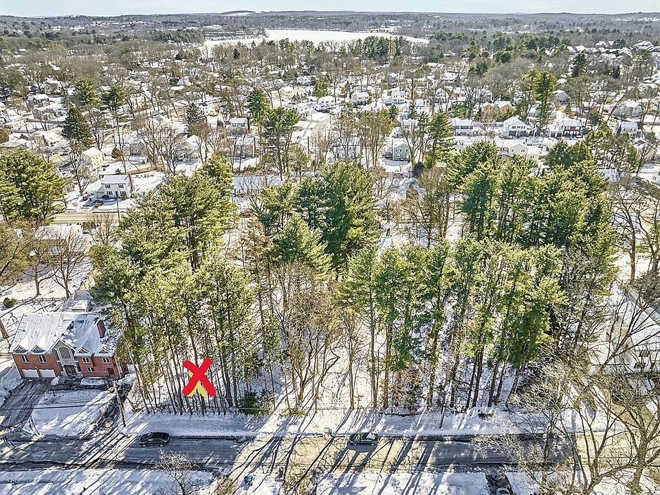 2nd image of 10 Travis Rd