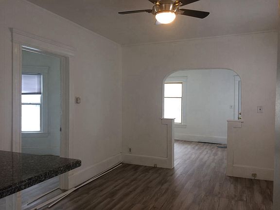 Large open living area - all new flooring