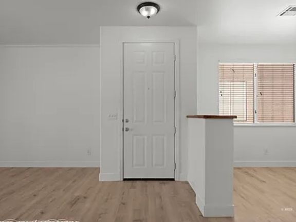 4th image of 433 Canyon Dr