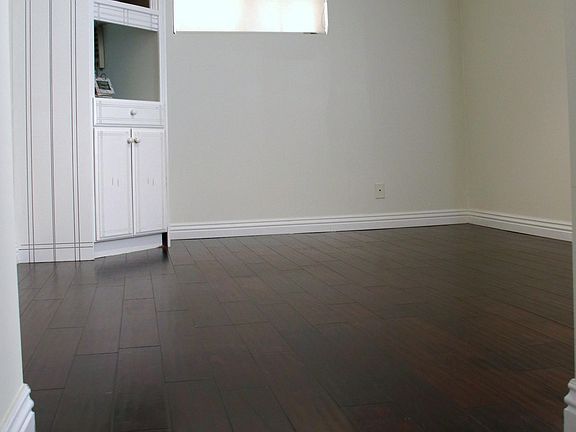 5th image of 12900 Greene Ave