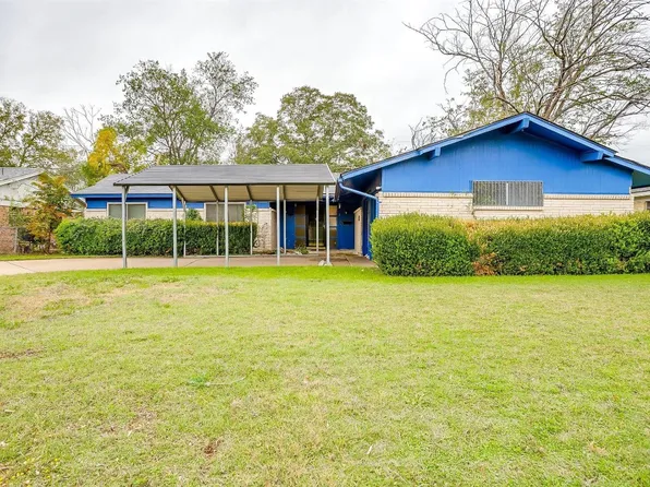 821 Coury Rd, Everman, TX 76140