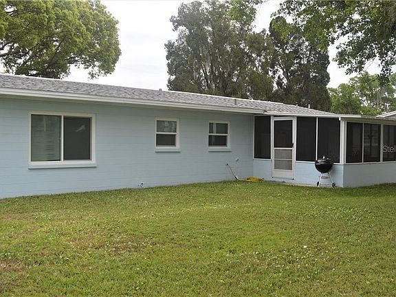 4th image of 1175 Ivy Ln