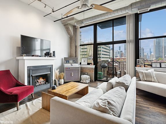 3rd image of 221 E Cullerton St APT 505
