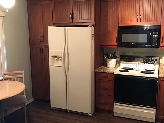 2nd image of 9900 Sunset Cove Ln APT 132