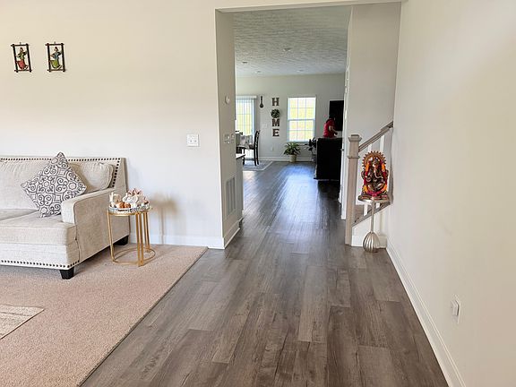 3rd image of 1039 Fairwater Springs Dr