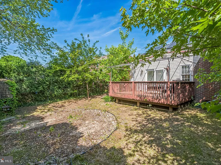 400 Walnut Ave — Photo 27