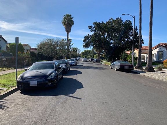 4th image of 1711 S Ogden Dr