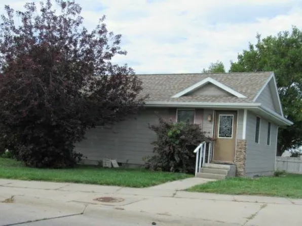 620 E 12th Street, North Platte, NE 69130