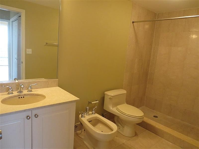 2nd image of 2501 Douglas Rd #Penthouse 3