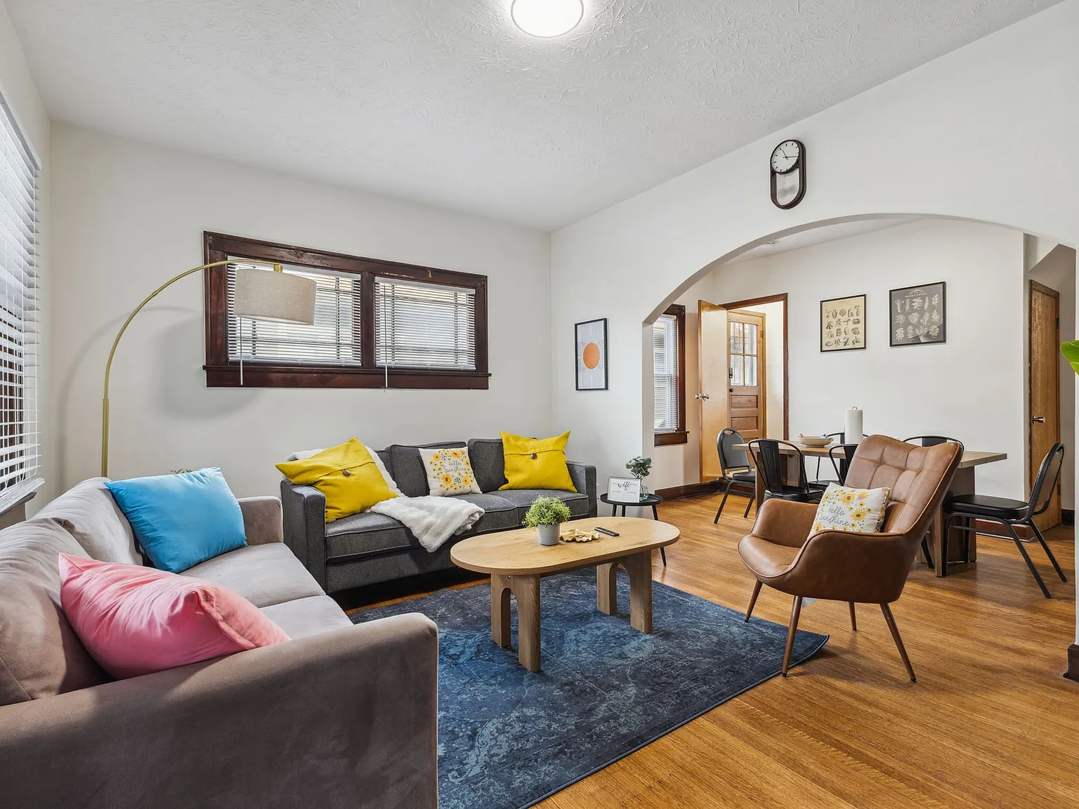 2 bed, 1.5 bath, 1400 sqft, $1,600 — Photo 3