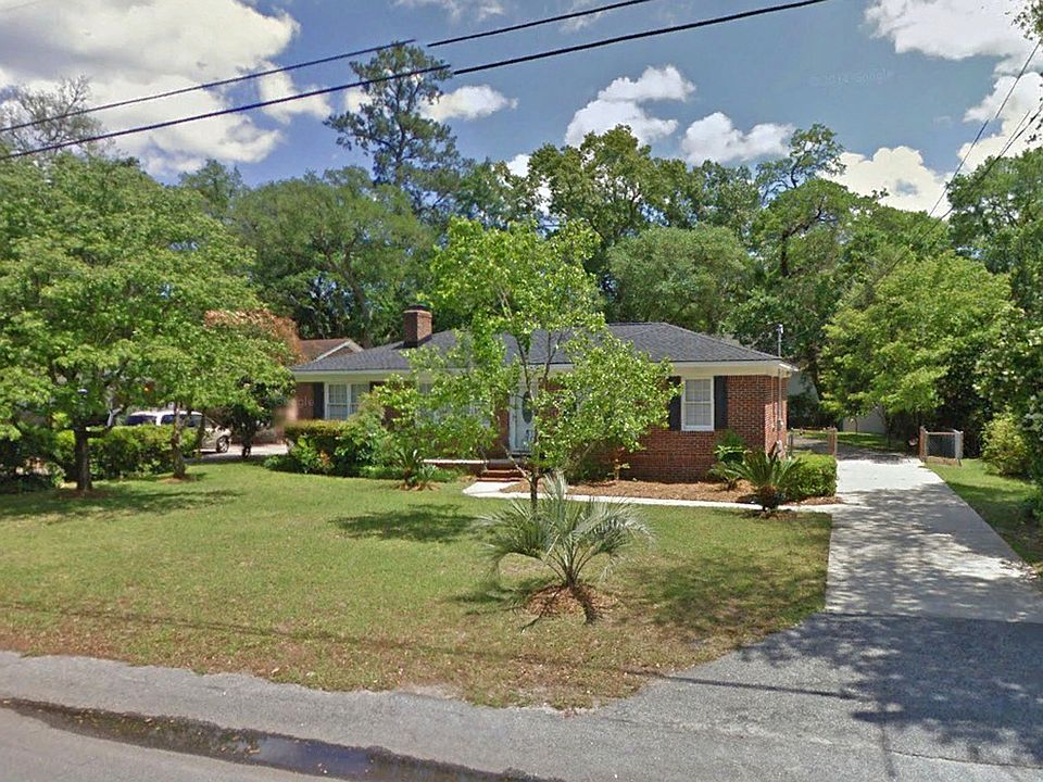 2nd image of 1421 Cecilia Dr