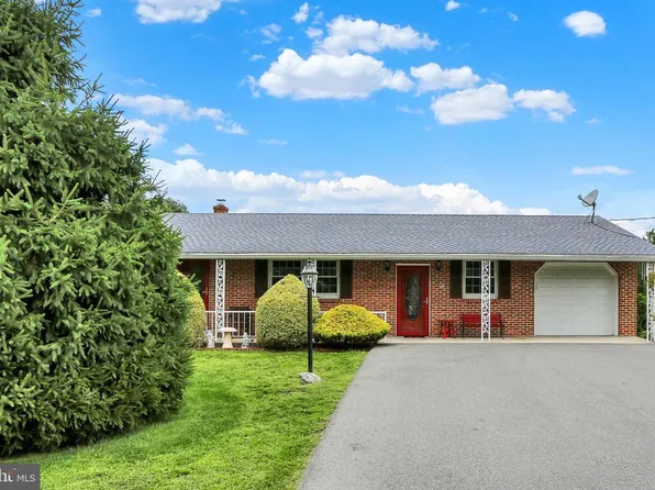 16 Adele Ave, Blandon, PA 19510