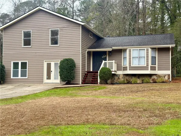 9660 Loblolly Ln, Roswell, GA 30075