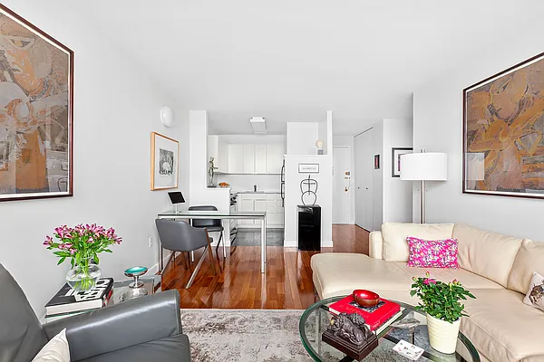 Sold by Compass | media 3