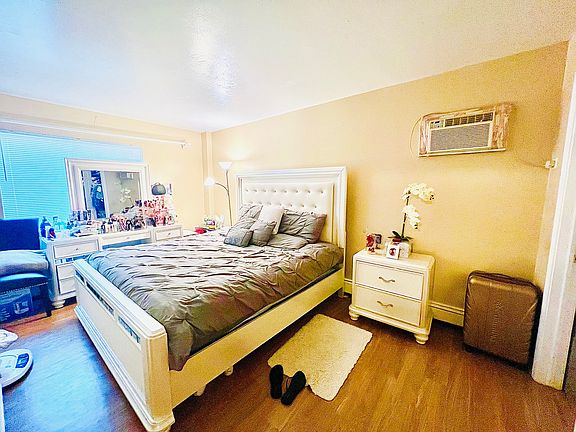 5th image of 4A E Dundee Quarter Dr Unit 108