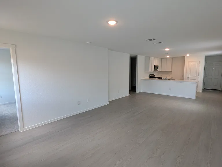 8603 Willow Xing — Photo 3