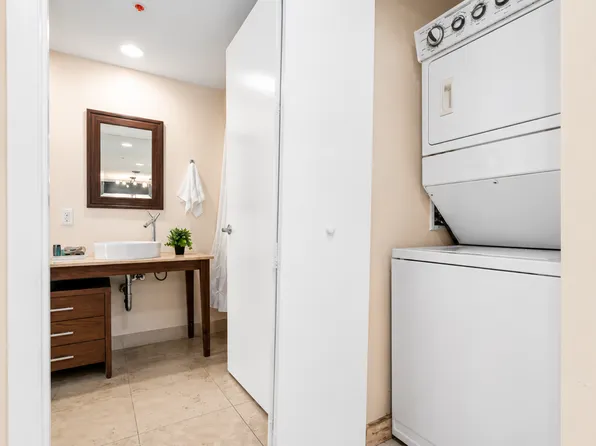 475 Brickell Ave, Miami, FL