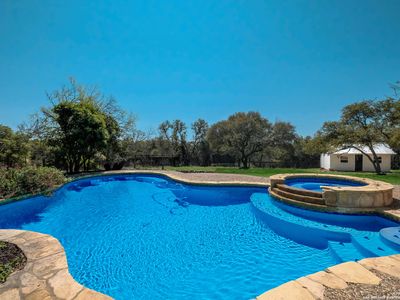 111 S HILL TOP DR, Boerne, TX, 78006