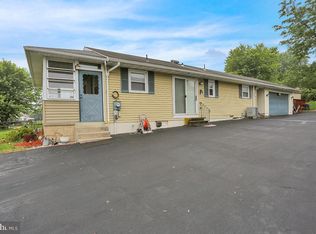 4423 Hill Terrace Dr, Reading, PA 19608