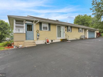 4423 Hill Terrace Dr, Reading, PA, 19608