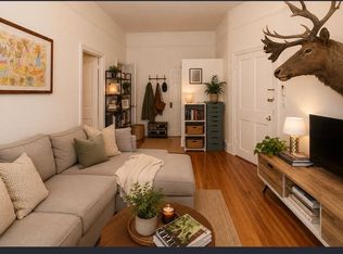 109 W Monument St APT 3B, Baltimore, MD 21201